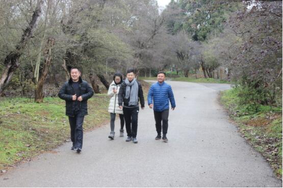 市城開投公司工會舉辦“慶元旦、迎新年”全民健身戶外活動(dòng)