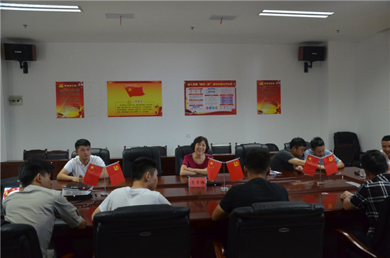 “傳承紅色基因、弘揚(yáng)八一精神”--城投集團(tuán)召開退伍軍人座談會